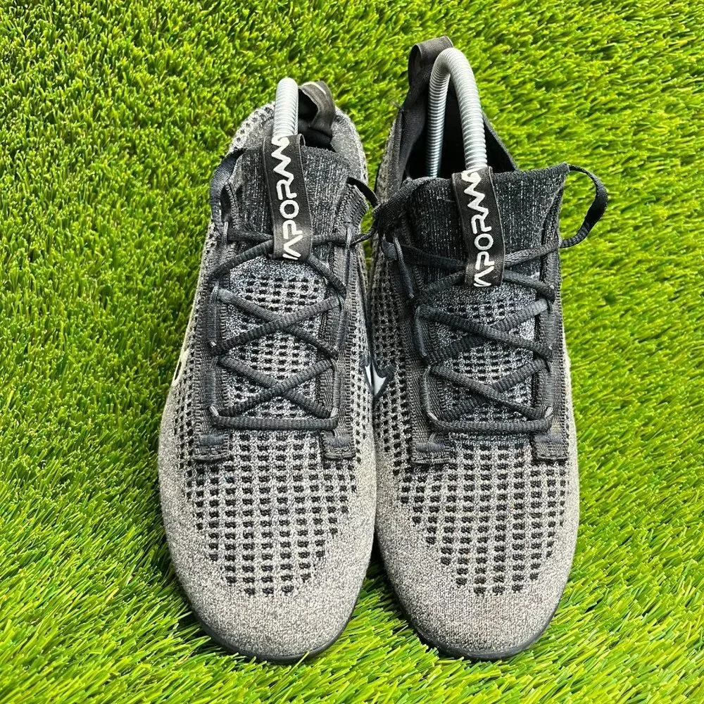 Nike Air VaporMax 2021 Flyknit Oreo Boys‎ Size 6Y Black Walking Shoes Sneakers